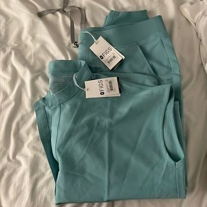 NWT FIGS seaglass set M/XL